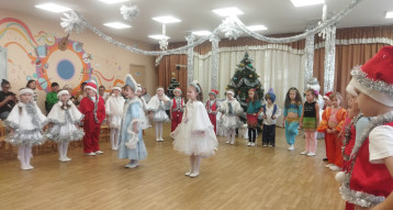 Новогодние утренники Новогодние утренники.